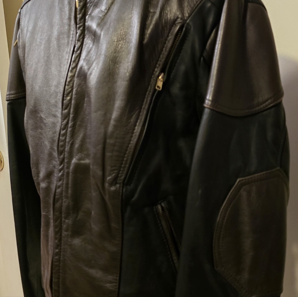 HOT LEATHERS 🔥 Leather Jacket - Picture 3 of 7